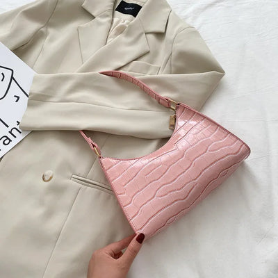 Tilly™ | Shiny Shoulder Bag with Alligator Pattern