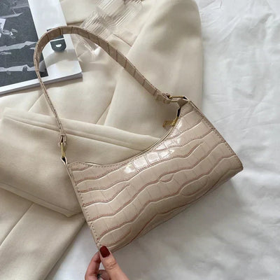 Tilly™ | Shiny Shoulder Bag with Alligator Pattern