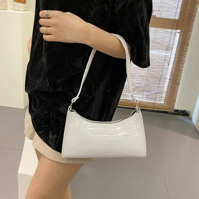 Tilly™ | Shiny Shoulder Bag with Alligator Pattern