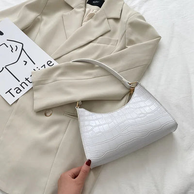 Tilly™ | Shiny Shoulder Bag with Alligator Pattern