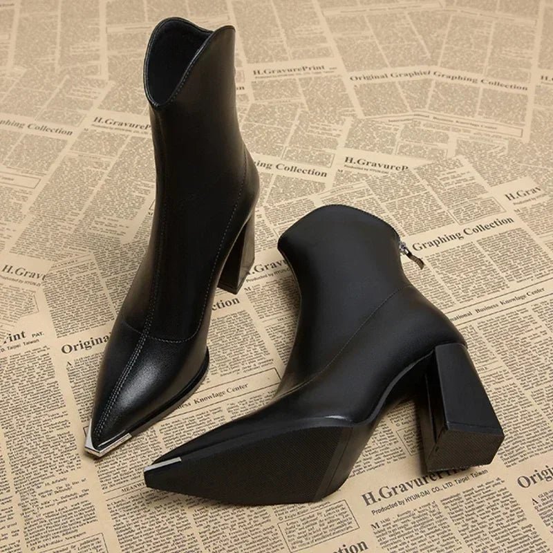 Chelsea™ | Stylish and Comfortable Leather Heels
