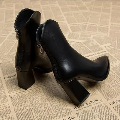 Chelsea™ | Stylish and Comfortable Leather Heels